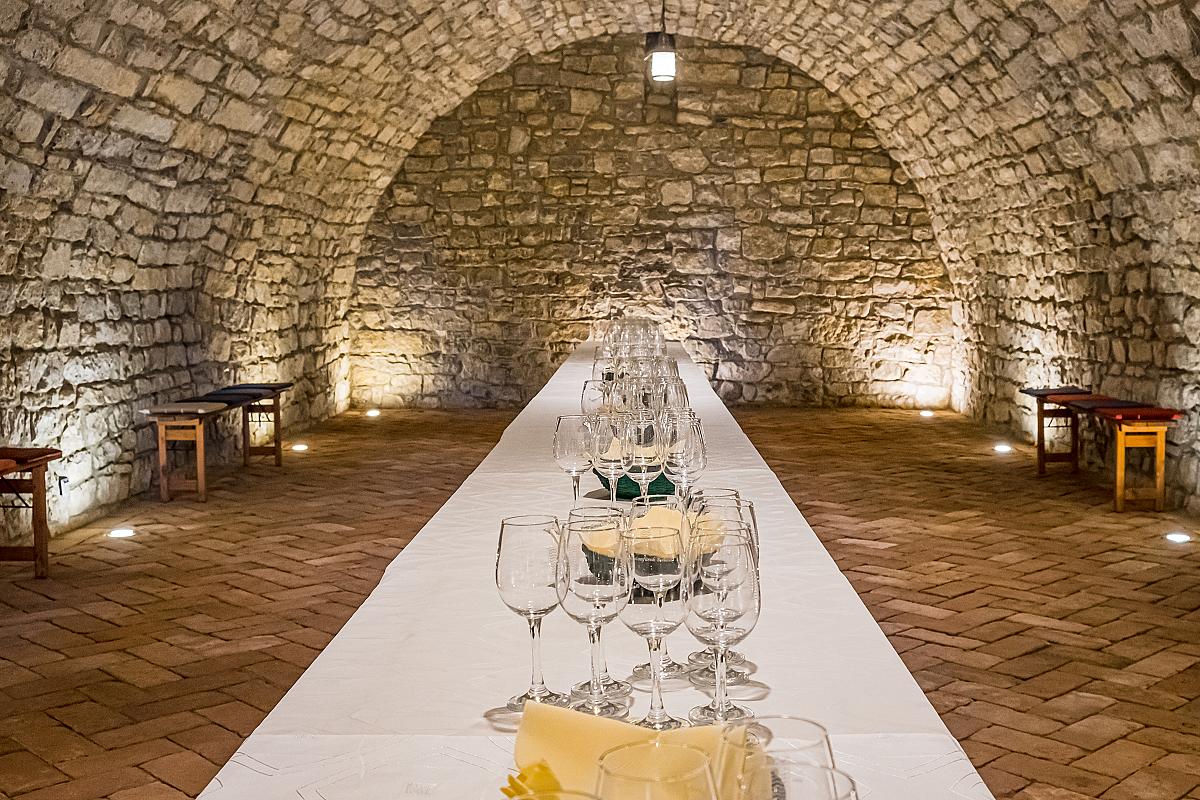 Darab Pince terembérlés