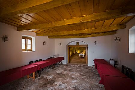 Darab Pince terembérlés