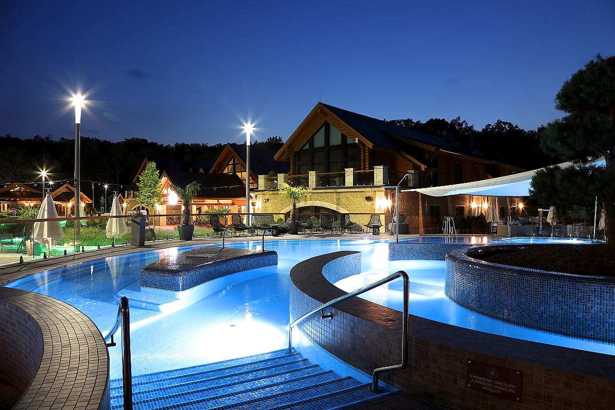 Avalon Park és Resort & Spa