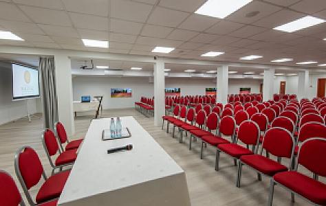 Hajdú konferencia terem