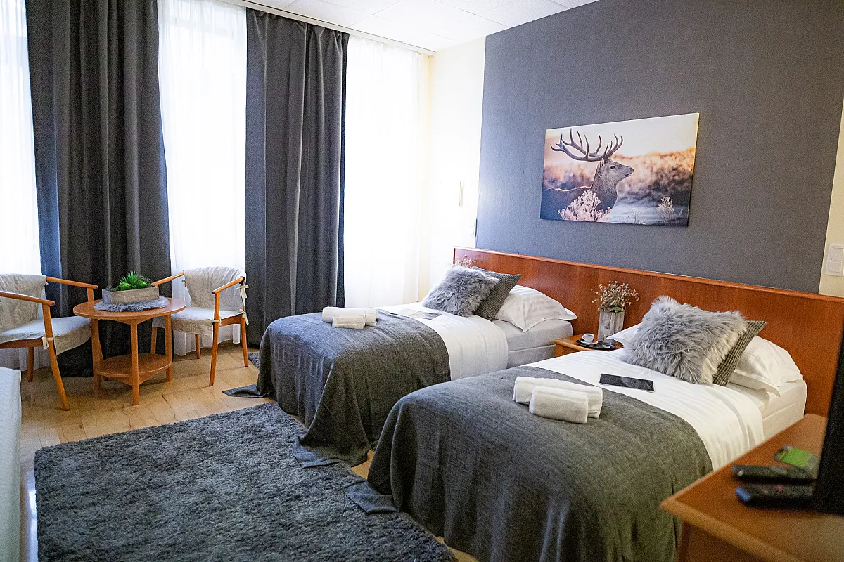 4 Évszak Hegyihotel