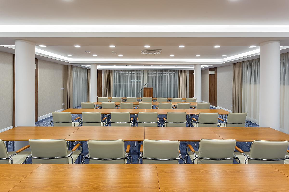 Outlet Hotel Polgár