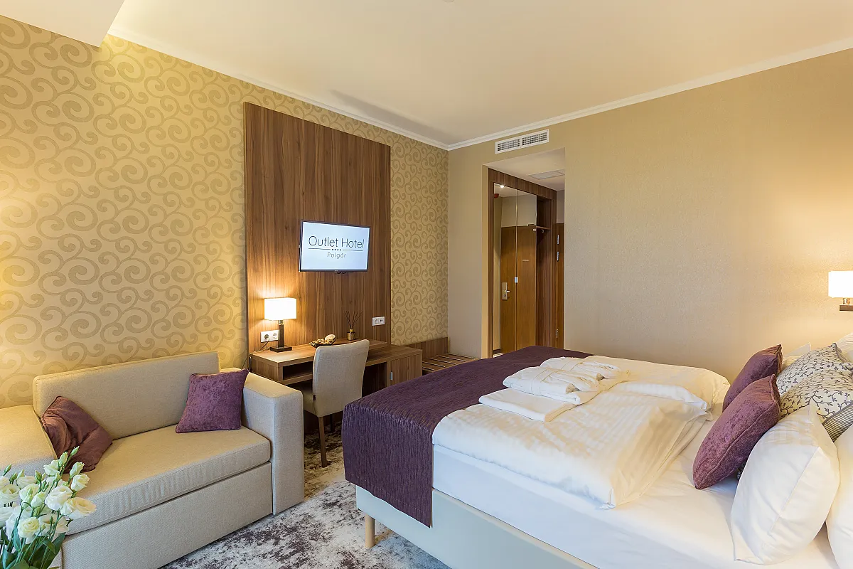 Outlet Hotel Polgár
