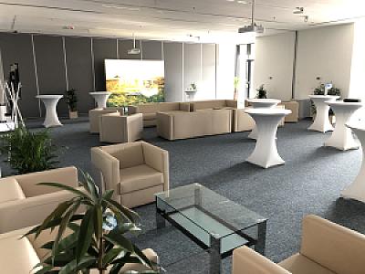 C Kongresszusi Központ Galéria 16 db szekcióterem