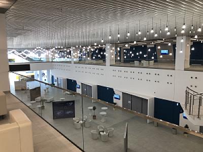 C Kongresszusi Központ Galéria foyer
