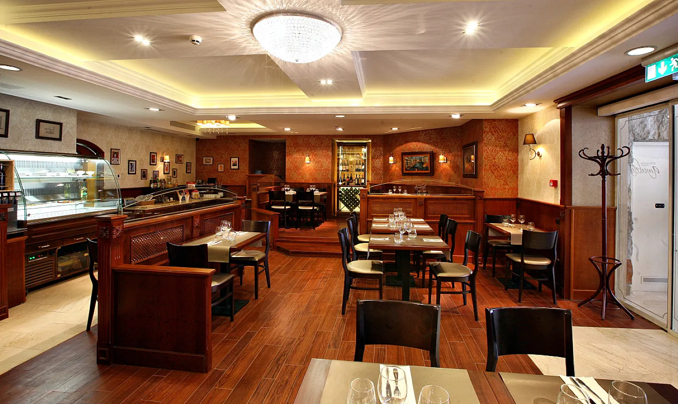 Gold Hotel Budapest