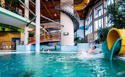 Cserkeszőlő Fürdő és Gyógyászati Központ Jurta Tábor