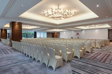 Grand Budapest Ballroom terem