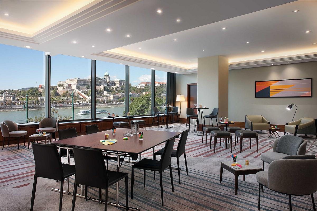 View 5-6 terembérlés