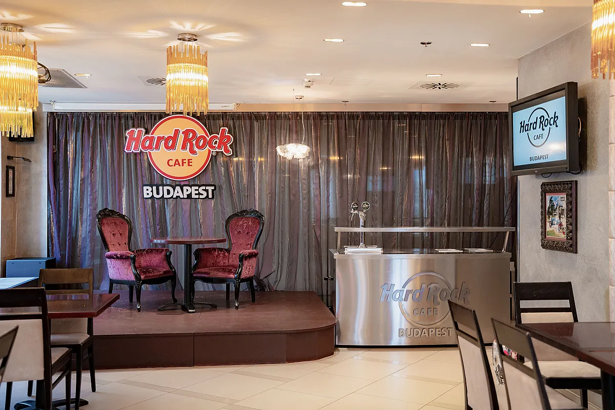 Hard Rock Cafe