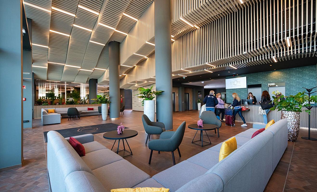 FLOW Hotel & Conference