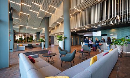 FLOW Hotel & Conference