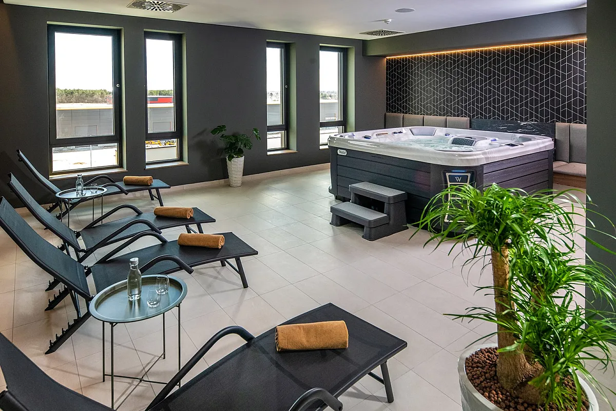 FLOW Hotel & Conference