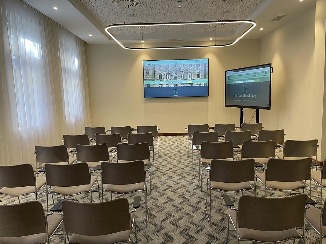 EST Grand Hotel Savoy Budapest