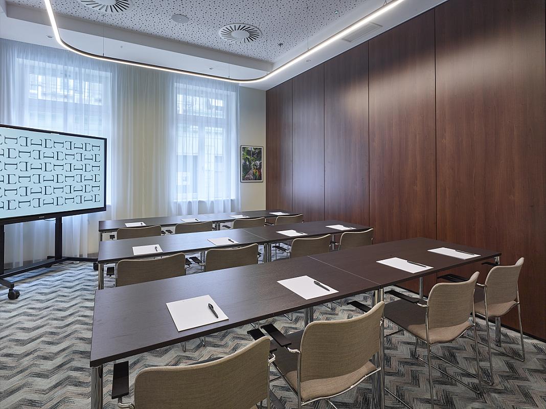 EST Grand Hotel Savoy Budapest