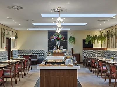 EST Grand Hotel Savoy Budapest