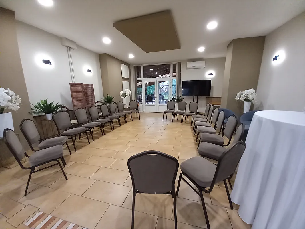 Árnyas Panzió és Rendezvényközpont