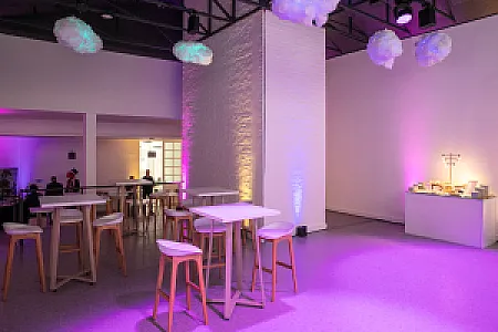 DISTR3CT Event Cube