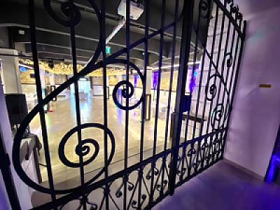 François díszterem