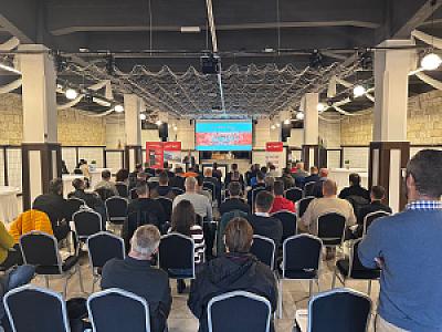 François díszterem