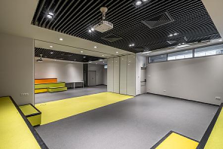 D épület - Üvegcsarnok