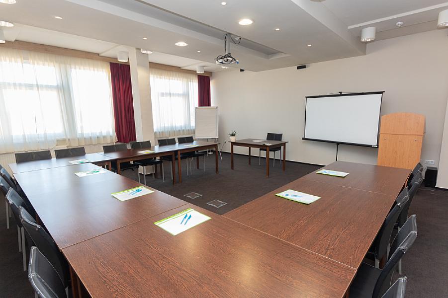 Fordan Hotel és Center