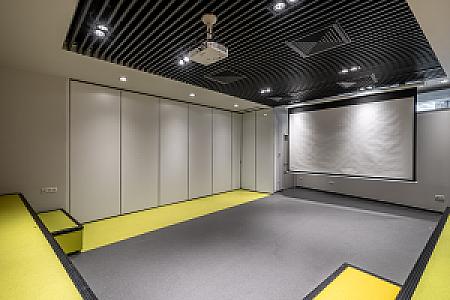 D épület - Üvegcsarnok