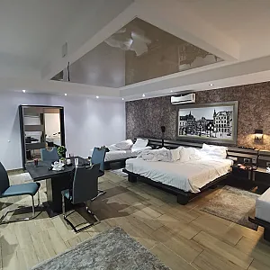 Hotel Novotheos