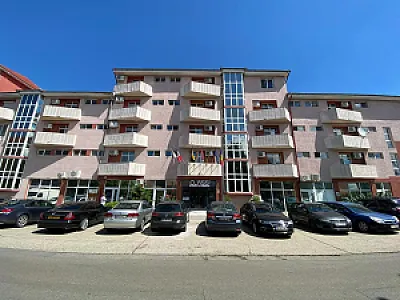 Class Hotel