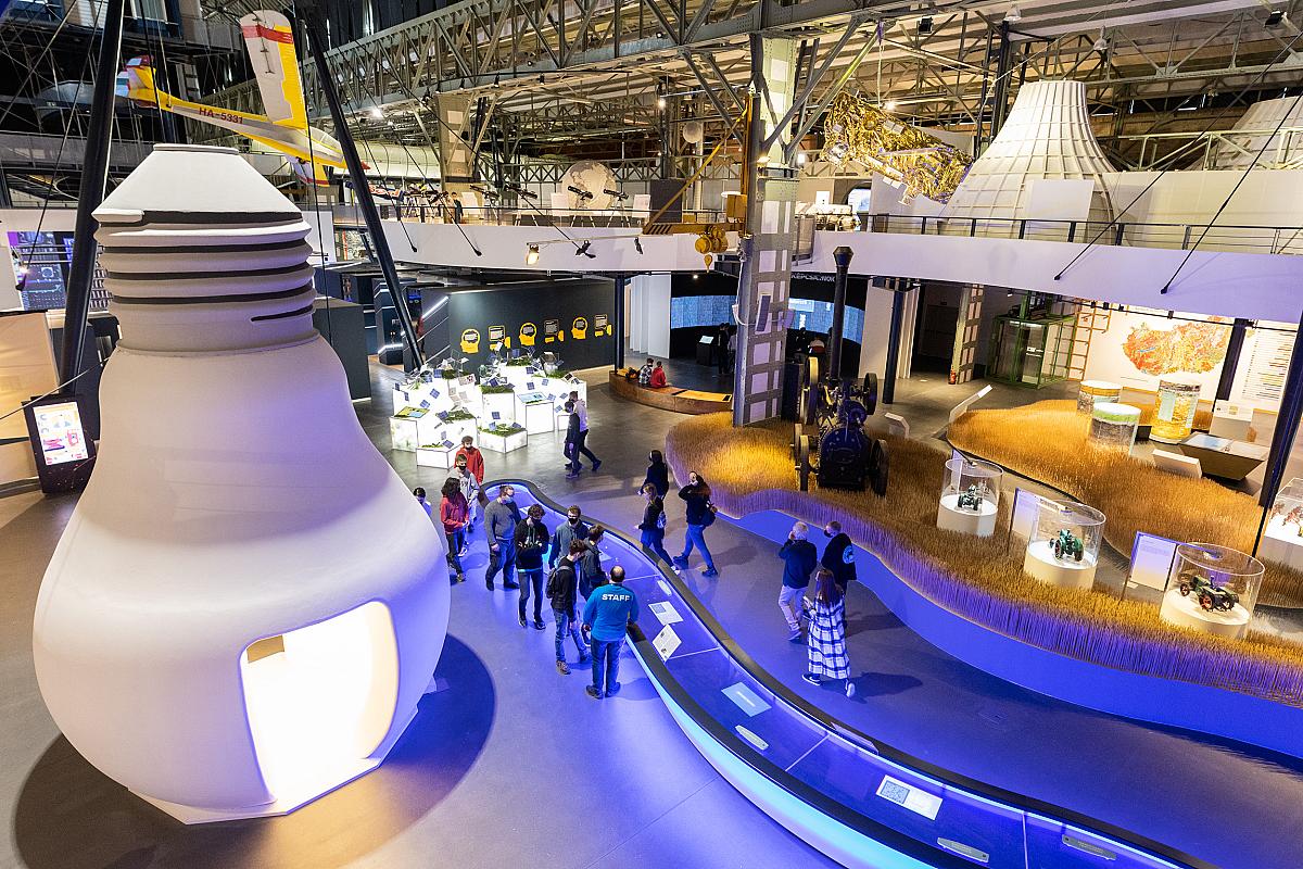 B épület - Nagy csarnok