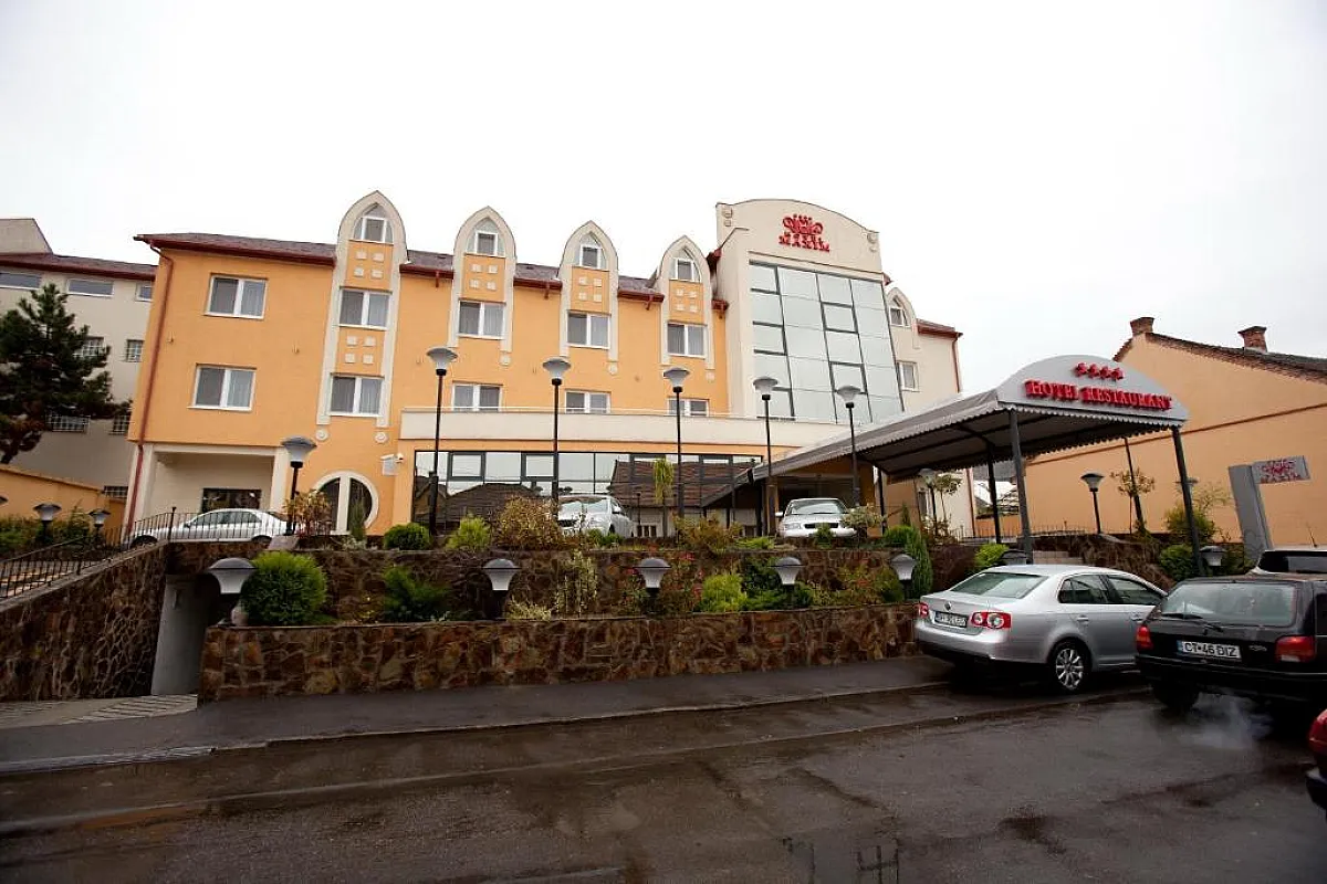 Maxim Hotel