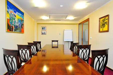 Maxim Hotel