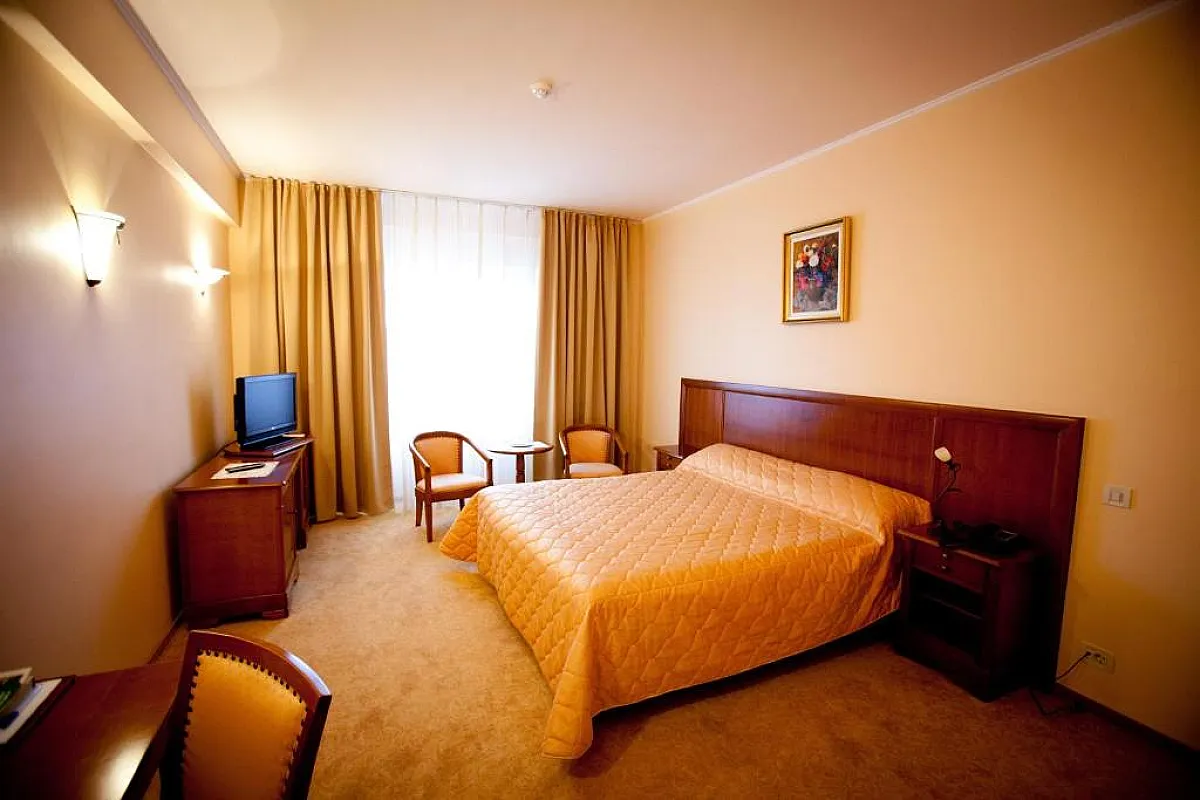 Maxim Hotel