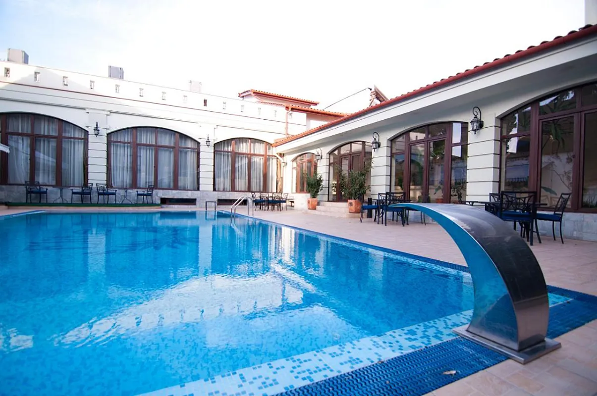 Elite Hotel