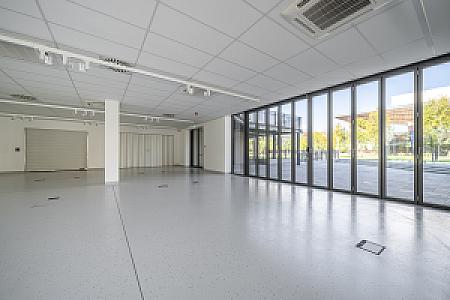 G épület - Fogadó