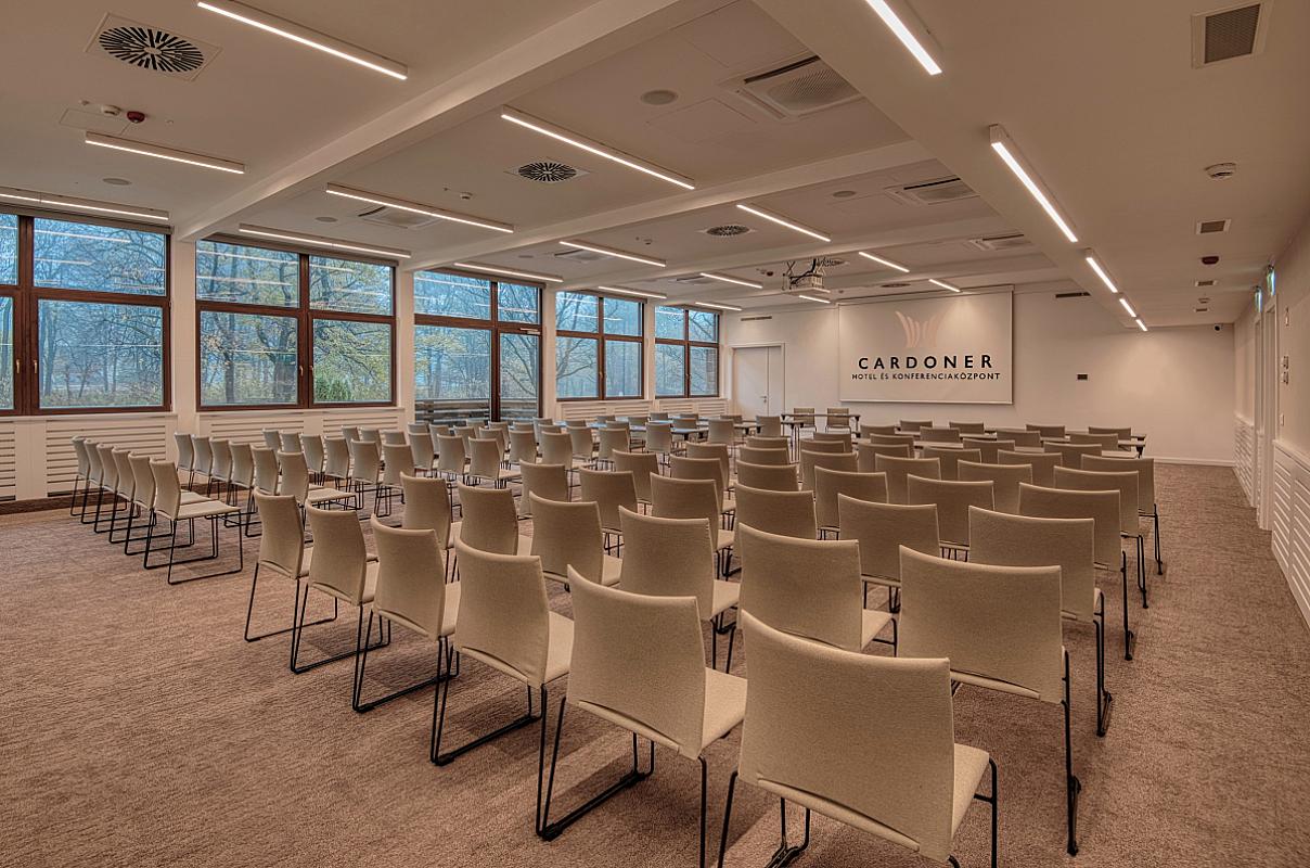 Cardoner Hotel és Konferenciaközpont Plenáris rendezvényterem