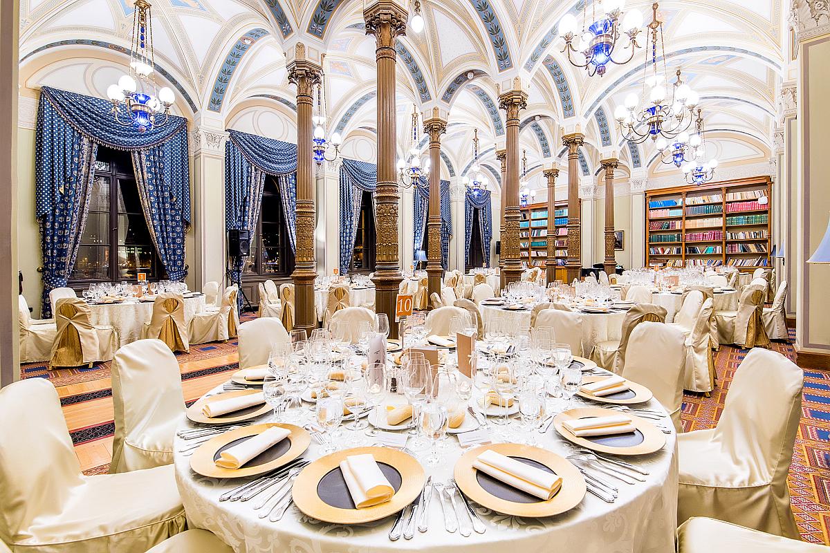Akadémia Klub Vörösmarty-rendezvényterem