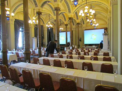 Akadémia Klub Vörösmarty-rendezvényterem