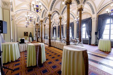 Akadémia Klub Vörösmarty-rendezvényterem