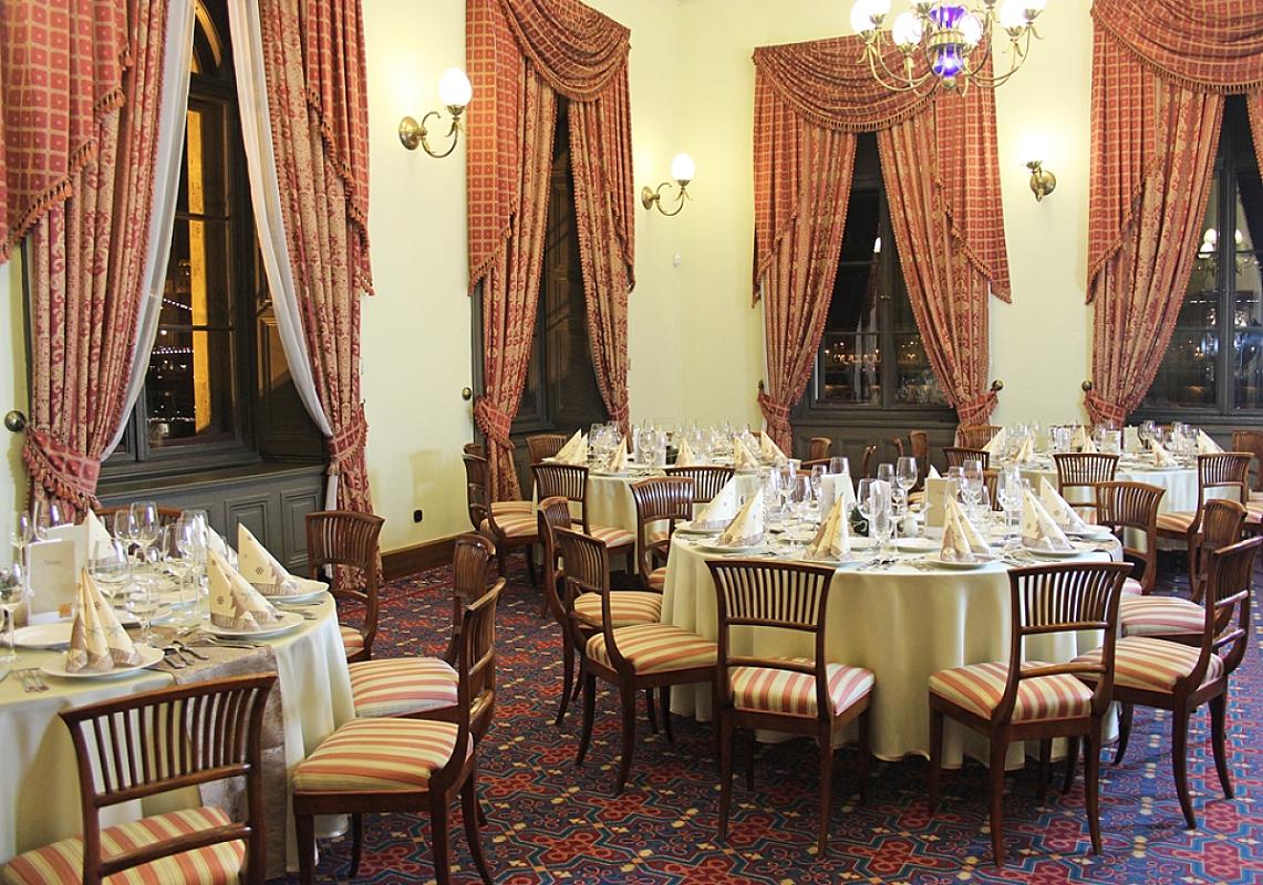 Akadémia Klub Sarokterem